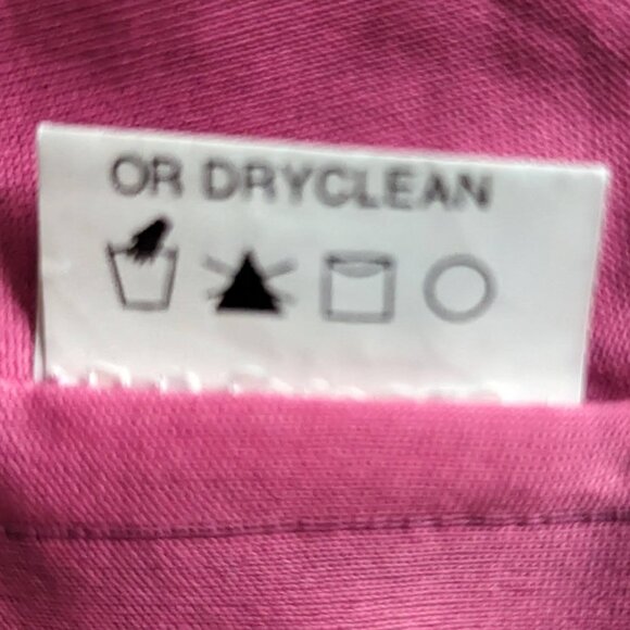 C.C. 1827 "Made You Look" brand Halter Top size medium - Picture 10 of 10